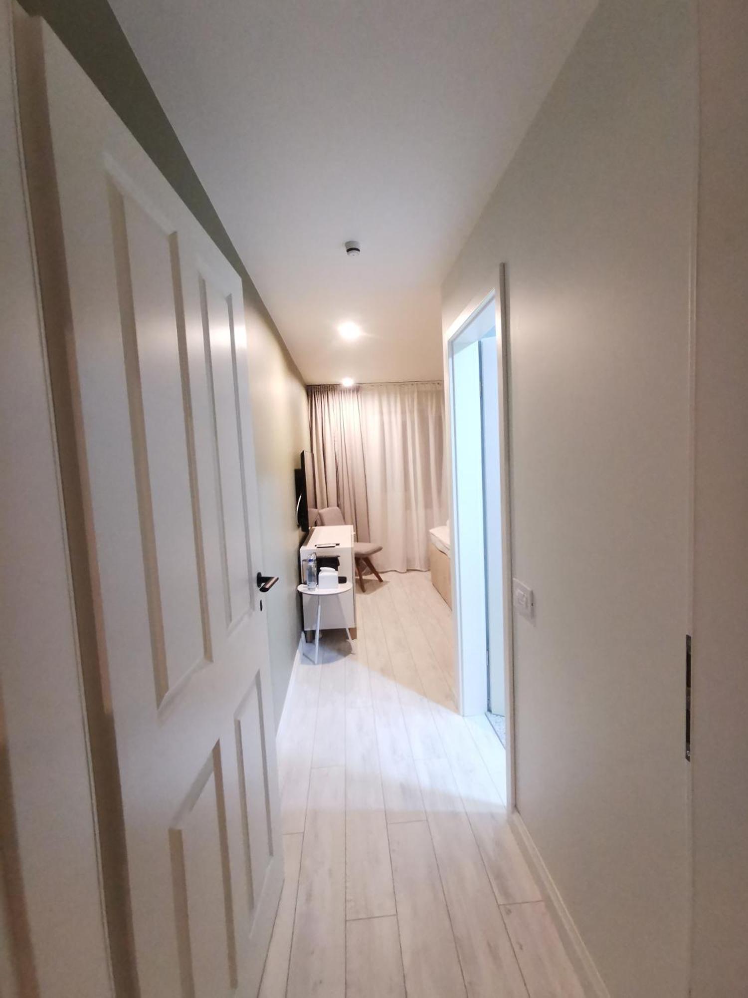 Haţeg Noir Apartment מראה חיצוני תמונה